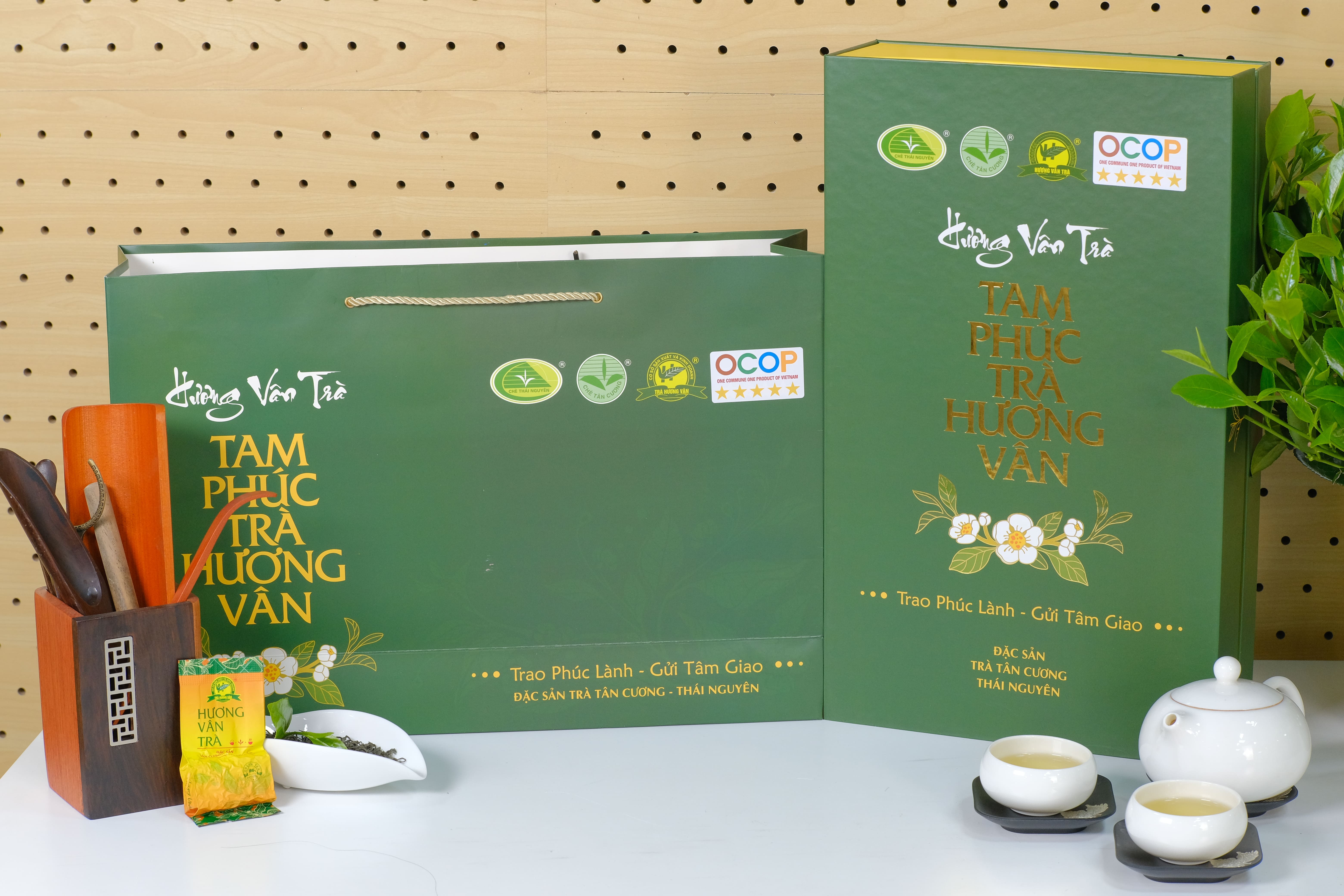 Tam Phúc Trà Hương Vân